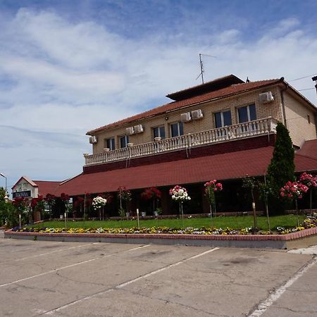 Guesthouse & Restaurant Tekovina Смедерево Екстериор снимка