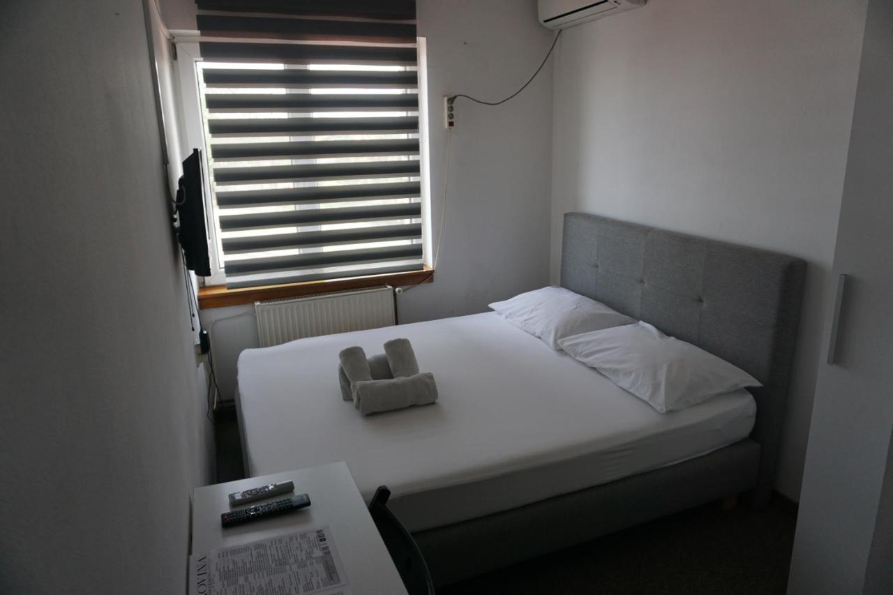 Guesthouse & Restaurant Tekovina Смедерево Екстериор снимка