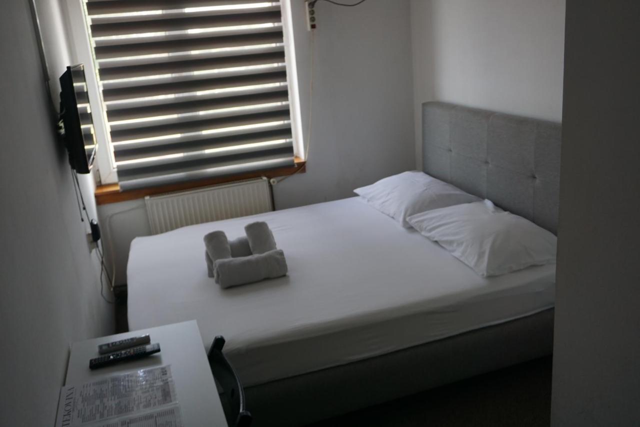 Guesthouse & Restaurant Tekovina Смедерево Екстериор снимка